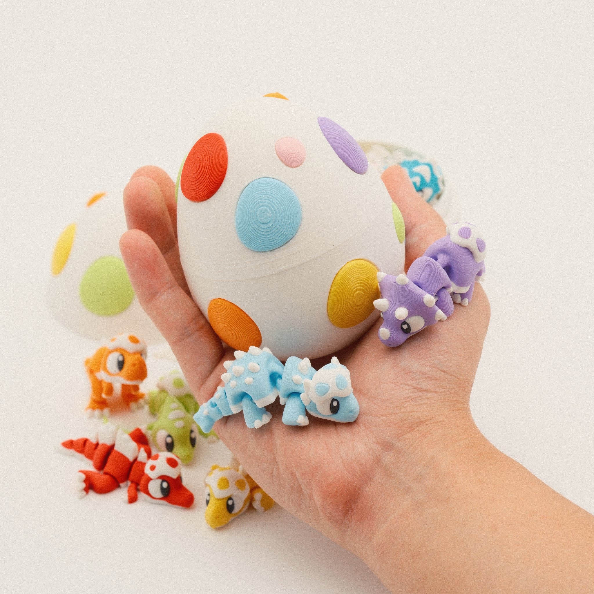 8-in-1 Mega Dino Egg – WOBBL3D