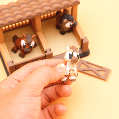 Horse Stable Toy Set